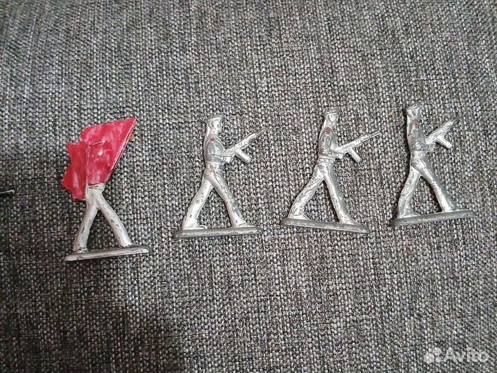 Солдатики времен СССР