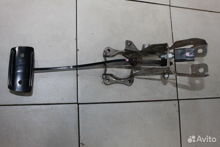 Педали газа тормоза Subaru Mitsubishi