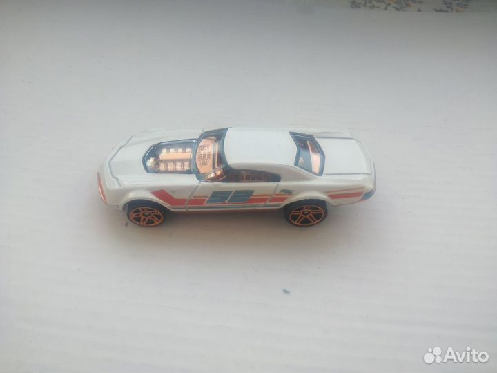 Модель автомобиля