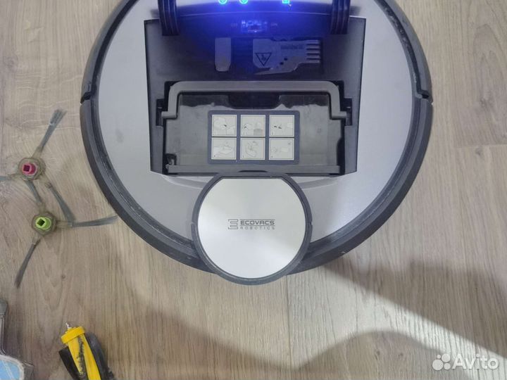 Робот пылесос Ecovacs DeeBot R95