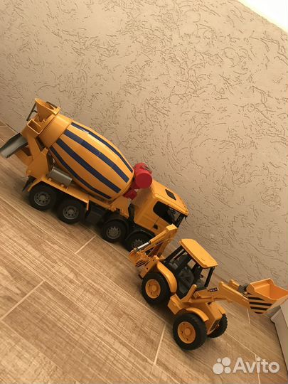 Bruder игрушки