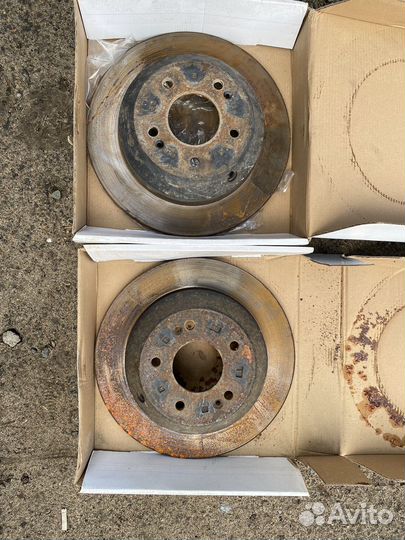 Продаётся диск заднего тормоза