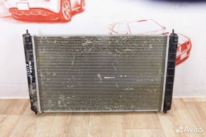 Радиатор охлаждения двигателя Nissan Teana
