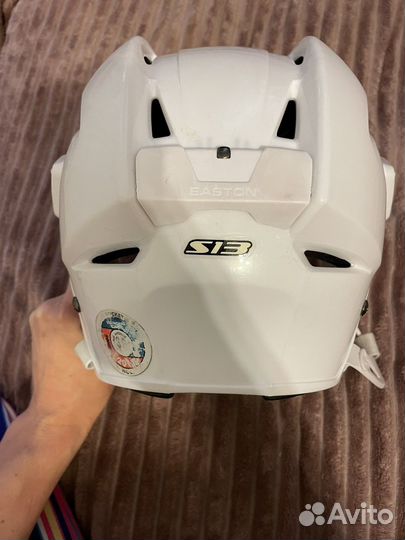 Шлем хоккейный