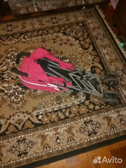 Прогулочная коляска