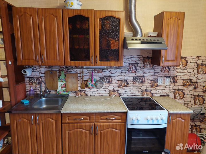 Продам кухонный гарнитуры бу