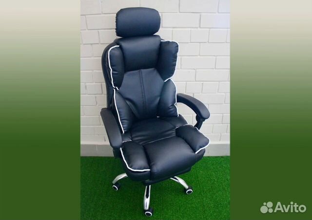 Компьютерное кресло руководителя