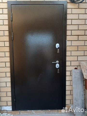 Дверь 