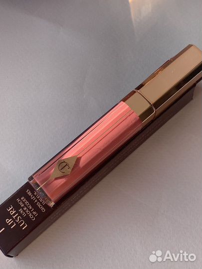 Charllote Tilbury помады