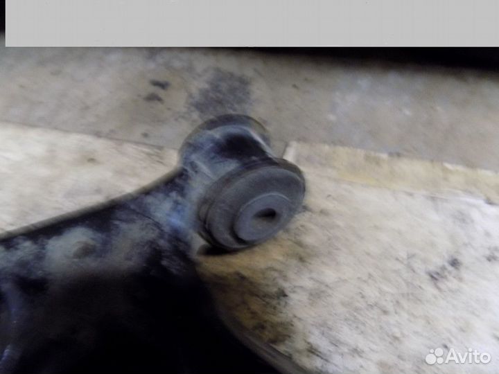 Рычаг передний левый Golf V Plus 2005-2014