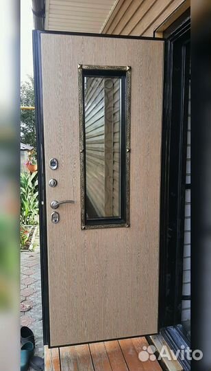 Дверь входная