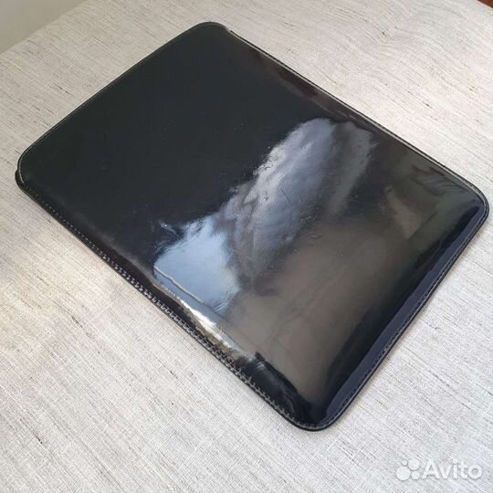 Чехол SwitchEasy для планшета. Дизайн рентген