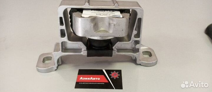 Подушка двигателя правая Ford Focus 3