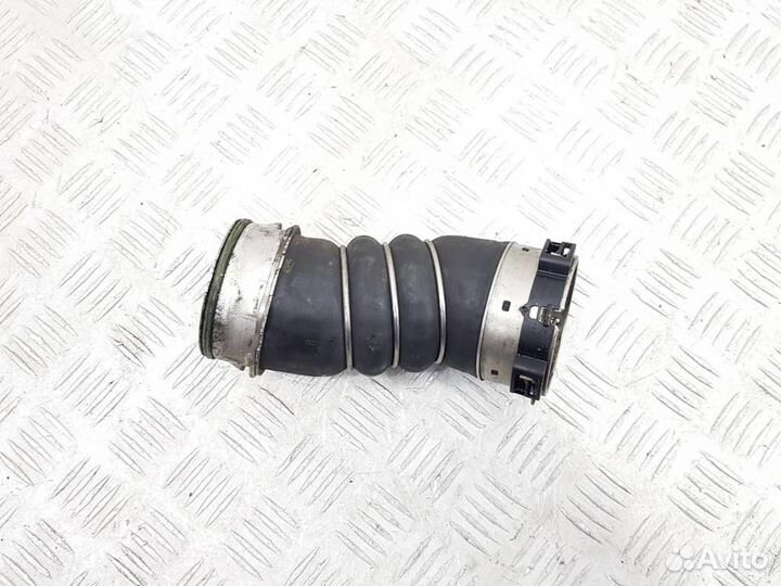 Патрубок интеркулера BMW X5 F15 2016 11617823236