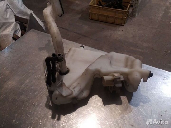 Бачок омывателя Мерседес е211