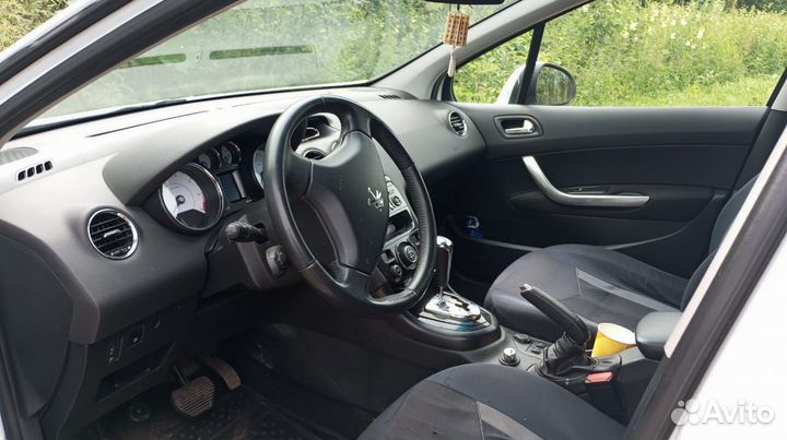 Peugeot 408 1.6 AT, 2014, 165 000 км