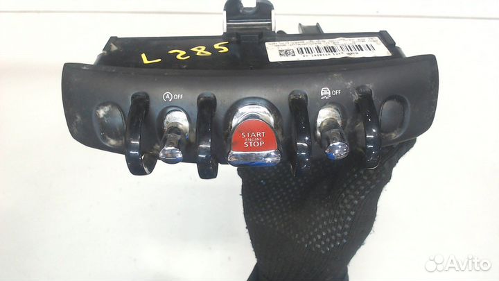 Кнопка запуска двигателя Mini Cooper (F56) 2013, 2