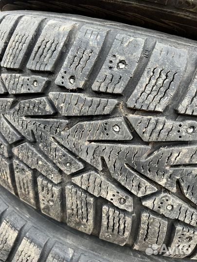 Штампы Тойота с Nokian Hakkapeliitta 7 205/60R16