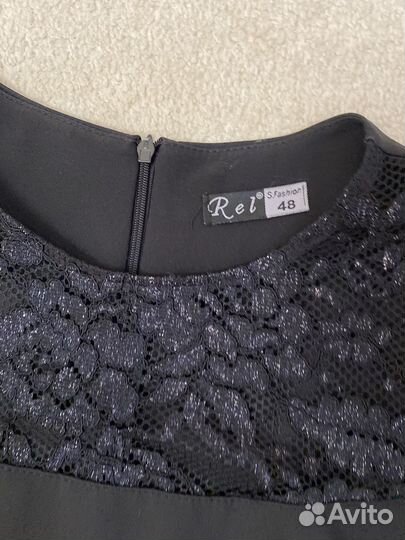 Платье праздничное женское 48 размера (б/у)