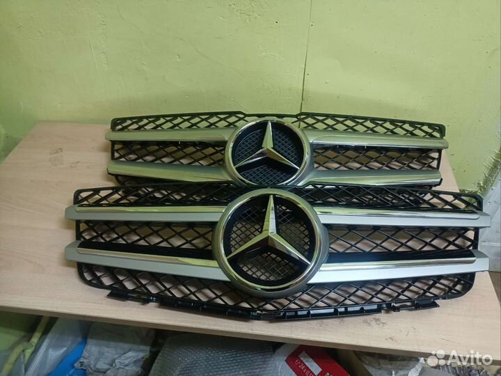 Решетка радиатора mercedes GLK x204 9-12год