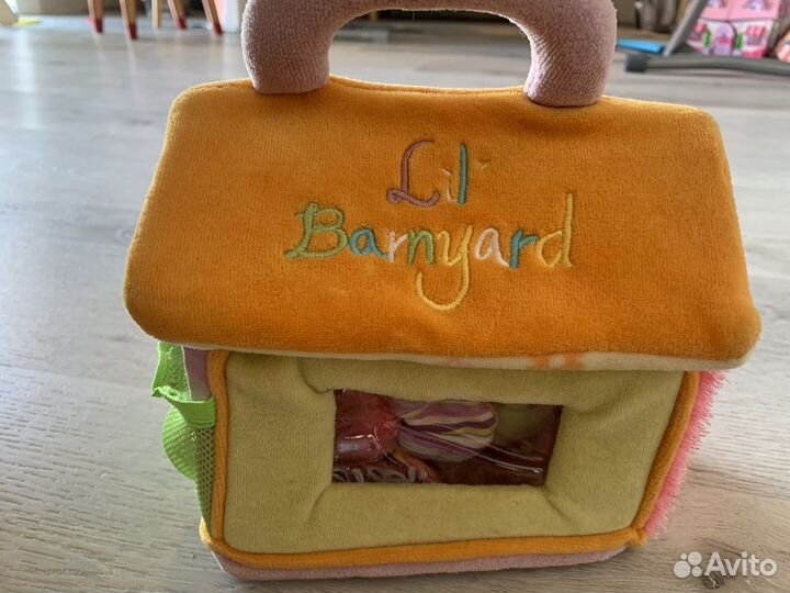 Домик с ручкой мягкий