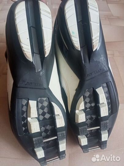 Лыжные ботинки Salomon sns 44р