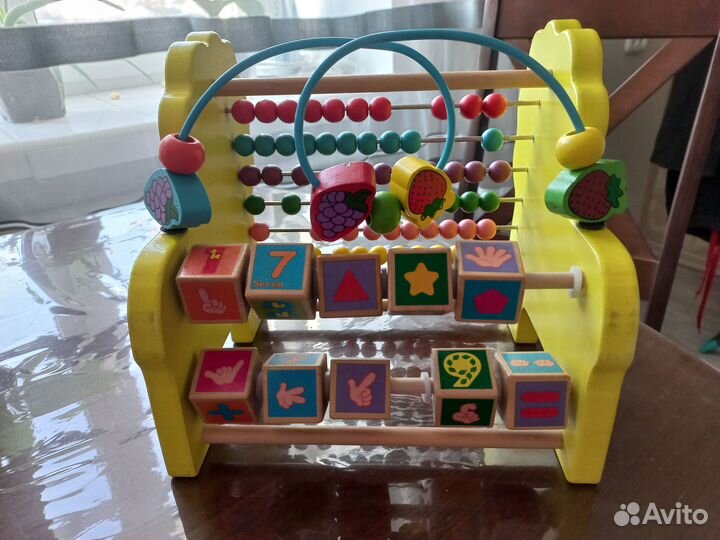 Развивающие игрушки