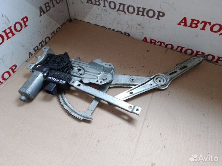 Стеклоподъемник передний правый Opel Astra H 2008