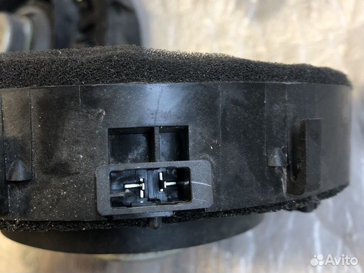 Штатные колонки динамики двери Mitsubishi Lancer X