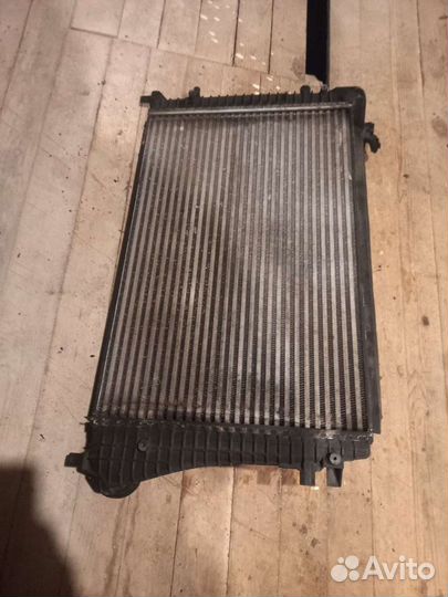 Интеркулер Пассат Б6 Гольф 5 Туран 1.9 2.0 Дизель