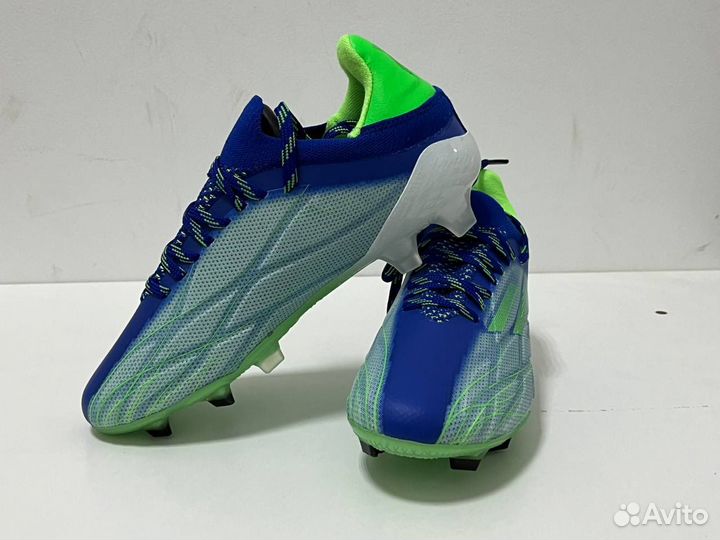 Футбольные бутсы