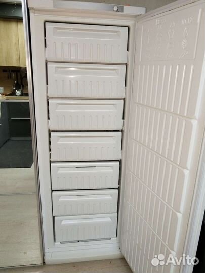 Морозильная камера бу Индезит