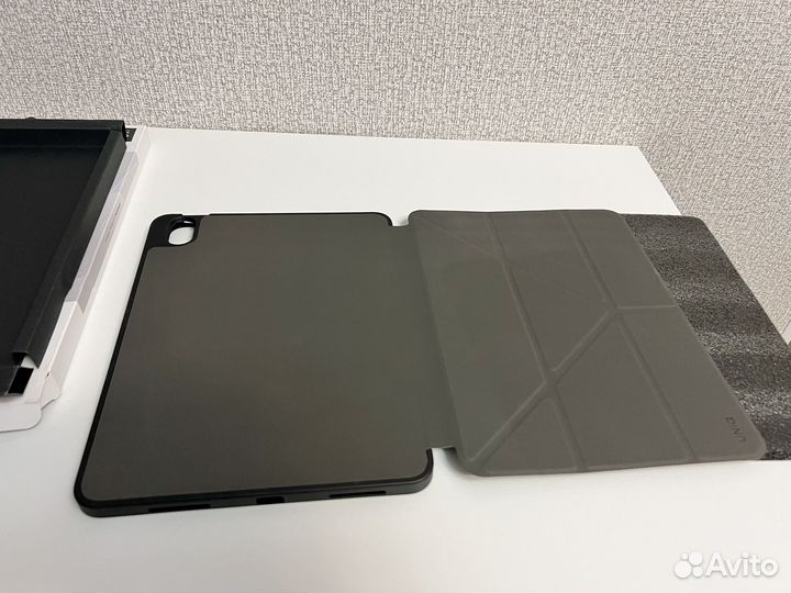 Чехол Uniq Transforma Rigor iPad Air 2020 10.9