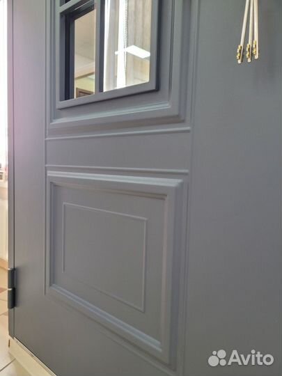 Дверь входная металлическая с терморазрывом