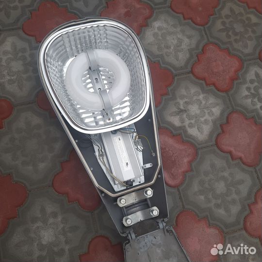 Фонарь уличный