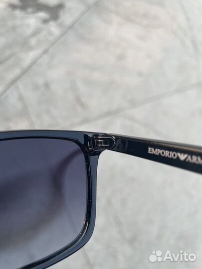Солнцезащитные очки emporio armani