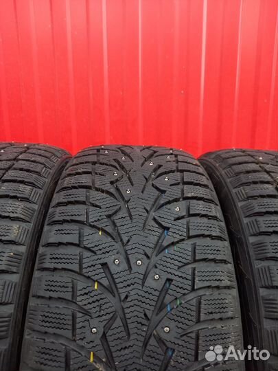 Toyo Observe G3-Ice 215/50 R17