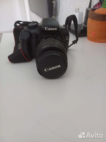 Зеркальный фотоаппарат canon