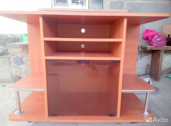 Тумба под телевизор