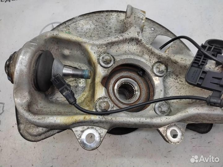 Кулак поворотный передний правый w292 63 AMG S-MO