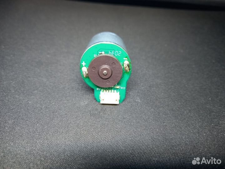 Запчасти колеса с новым мотором для робо-пылесоса