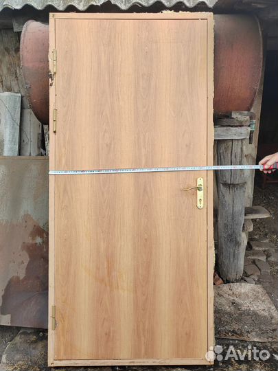 Дверь входная уличная