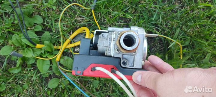 Клапан газовый Honeywell VK4105A