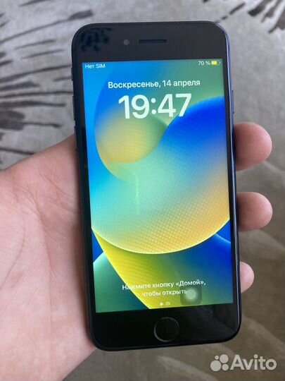 iPhone 8, 64 ГБ