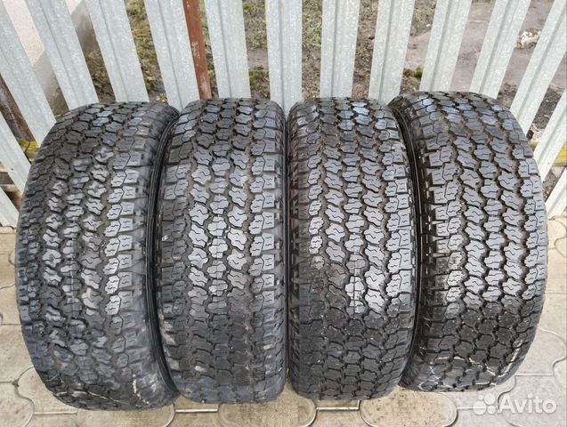 Goodyear Ultragrip Ice Arctic 215/60 R16 99T