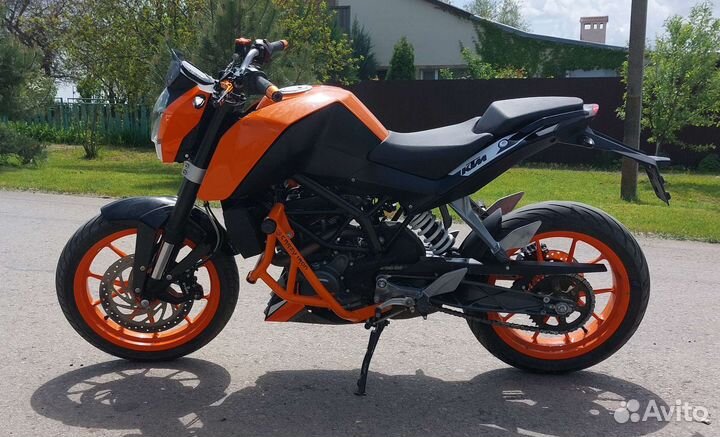 KTM Duke 200