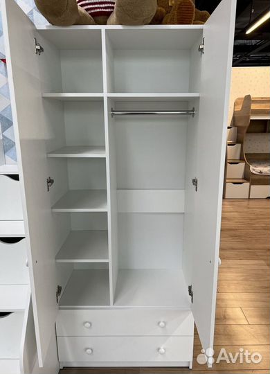 Шкаф для одежды с принтом