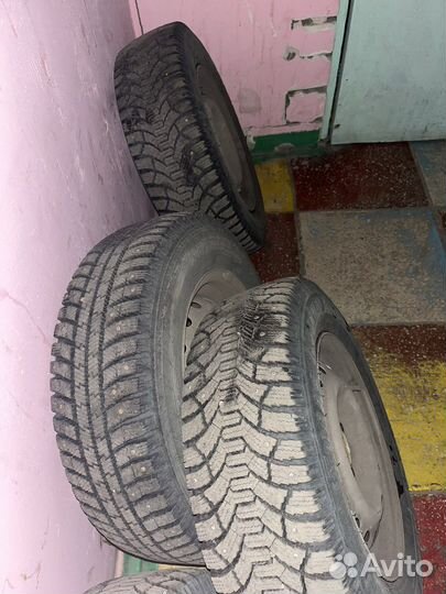Tunga Nordway 175/70 R13