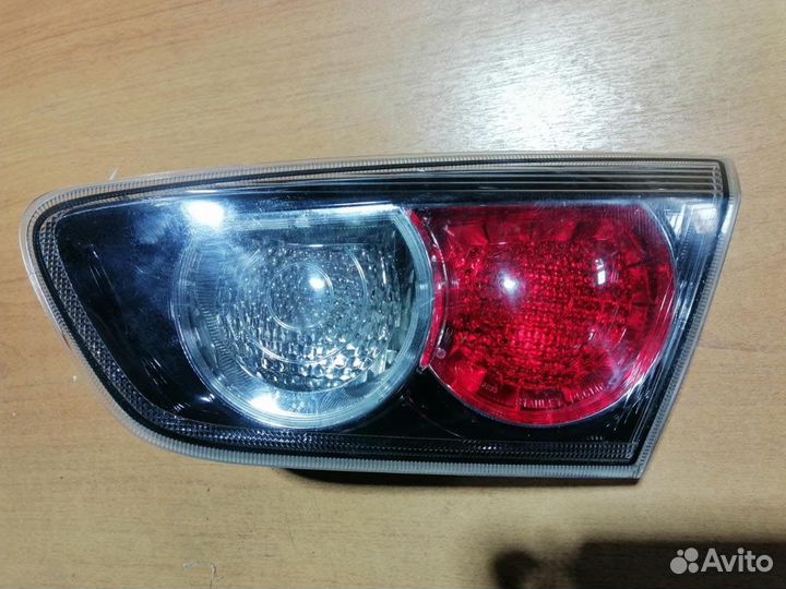 Фонарь правый внутренний Mitsubishi Lancer X 10