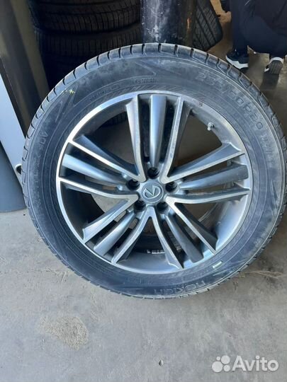 Колеса на infiniti r20